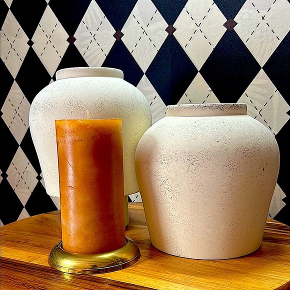 Rustic Artisan Ceramic Vase Pair – Textured White Sculptural Decor - Picture 15 of 17